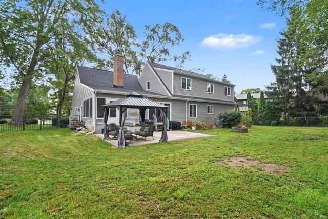54563 Hunters Court, Elkhart, IN 46514