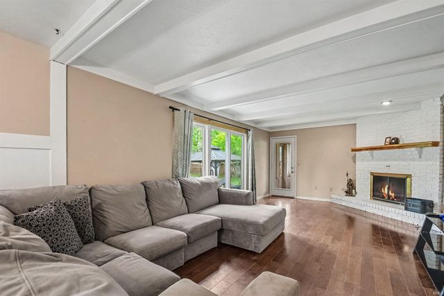 54563 Hunters Court, Elkhart, IN 46514