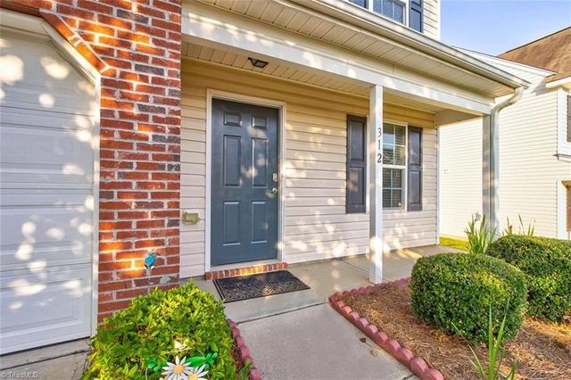 312 Robyns Glen Circle, Greensboro, NC 27409