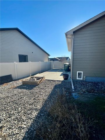 3024 Western Bluffs BOULEVARD, Billings, MT 59106