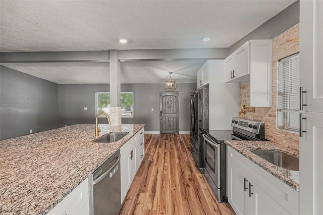 217 GARDEN CIRCLE, Belleair, FL 33756