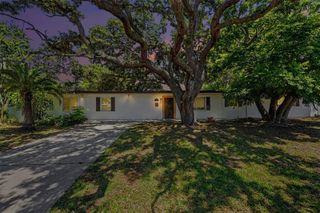 217 GARDEN CIRCLE, Belleair, FL 33756