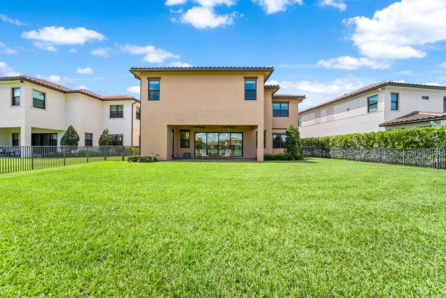12195 Lake Trail Lane, Parkland, FL 33076
