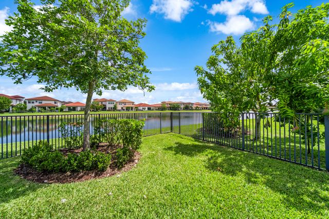12195 Lake Trail Lane, Parkland, FL 33076