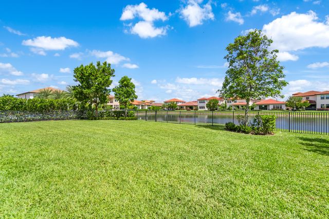 12195 Lake Trail Lane, Parkland, FL 33076