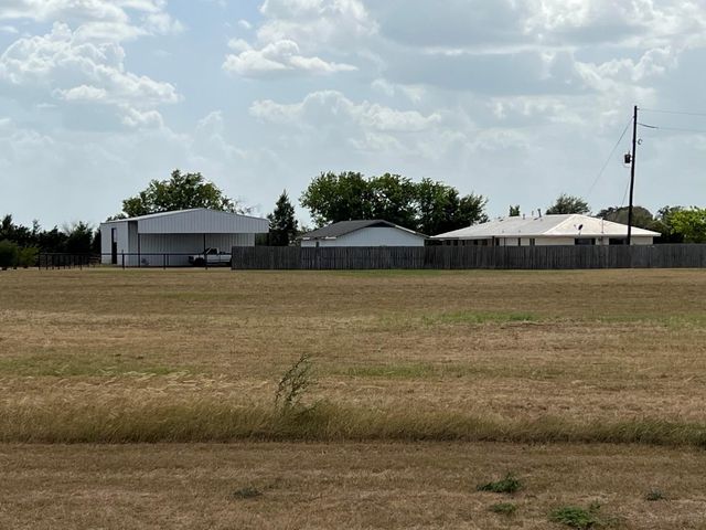 918 Fairway Drive, Navasota, TX 77868