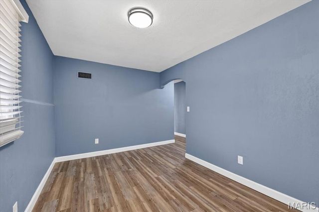 5511 Wilborn Drive, St Louis, MO 63136