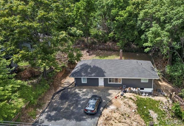 5511 Wilborn Drive, St Louis, MO 63136