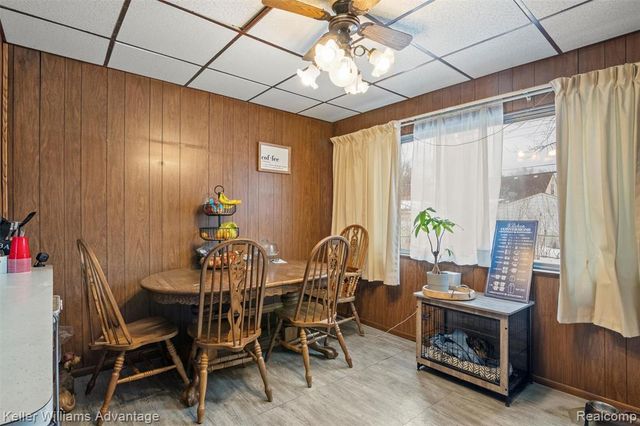 2085 Thomas Street, Lincoln Park, MI 48146