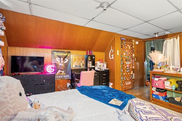 2085 Thomas Street, Lincoln Park, MI 48146