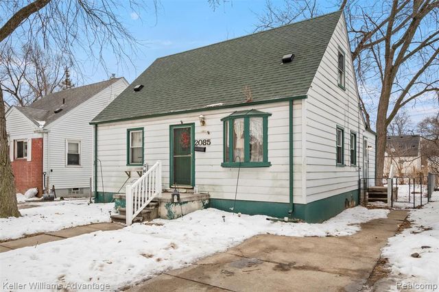 2085 Thomas Street, Lincoln Park, MI 48146