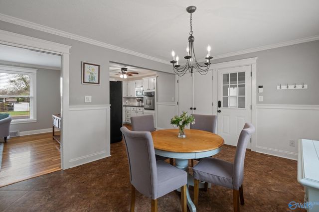 7705 Saxon Drive, Huntsville, AL 35802