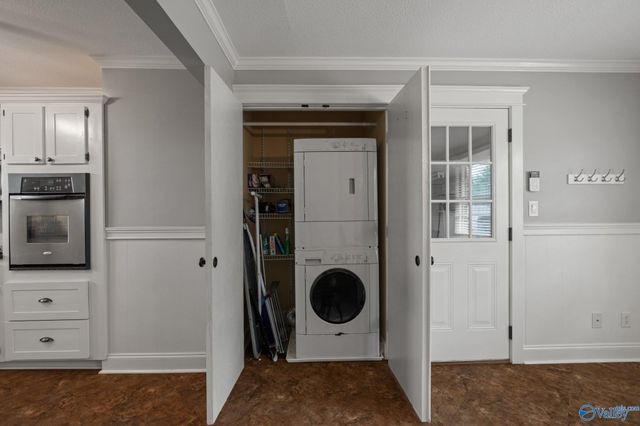 7705 Saxon Drive, Huntsville, AL 35802