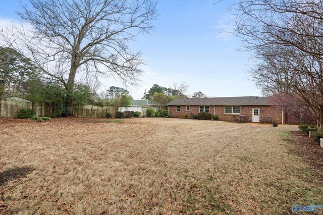 7705 Saxon Drive, Huntsville, AL 35802