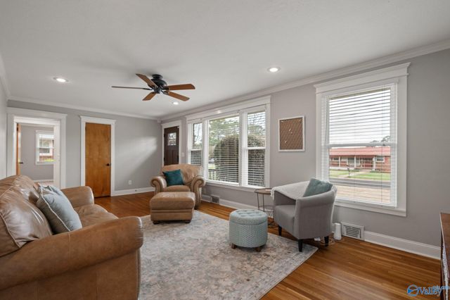 7705 Saxon Drive, Huntsville, AL 35802