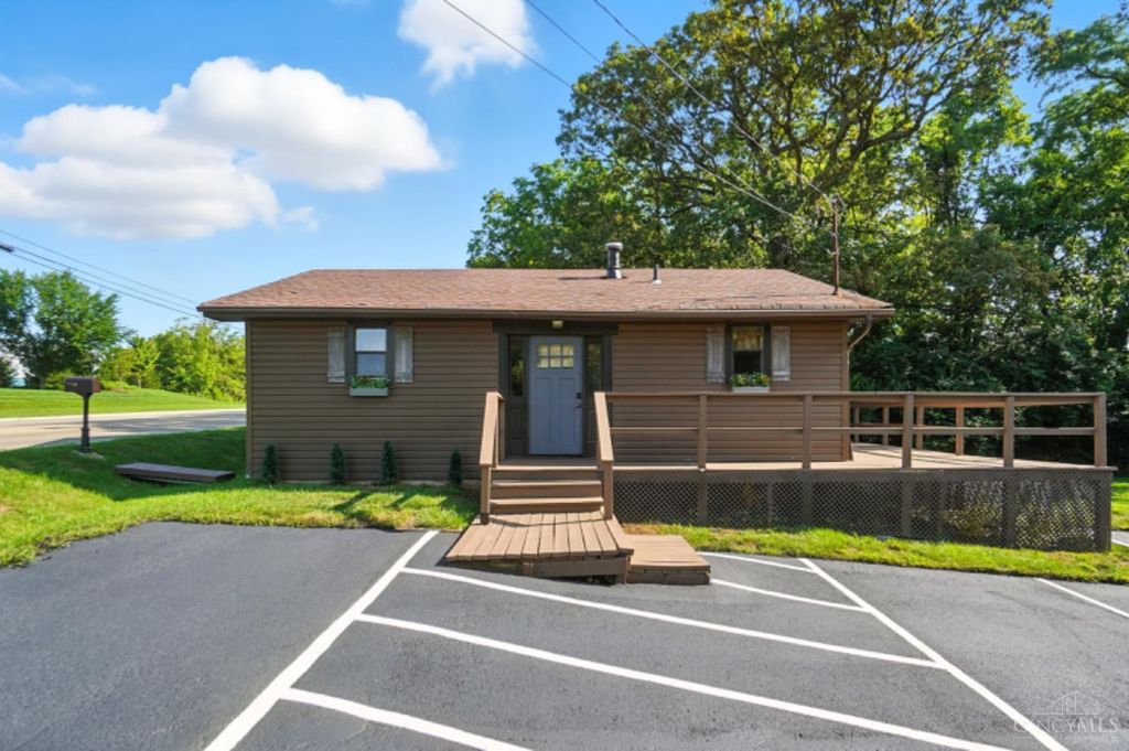 7826 Columbia Road, Deerfield Twp., OH 45039