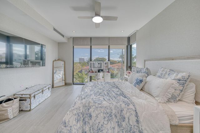 7520 W Treasure Drive, North Bay Village, FL 33141