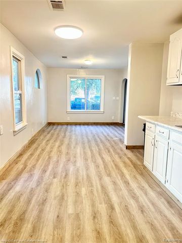 1620 Mcbrady Street, Port Huron, MI 48060