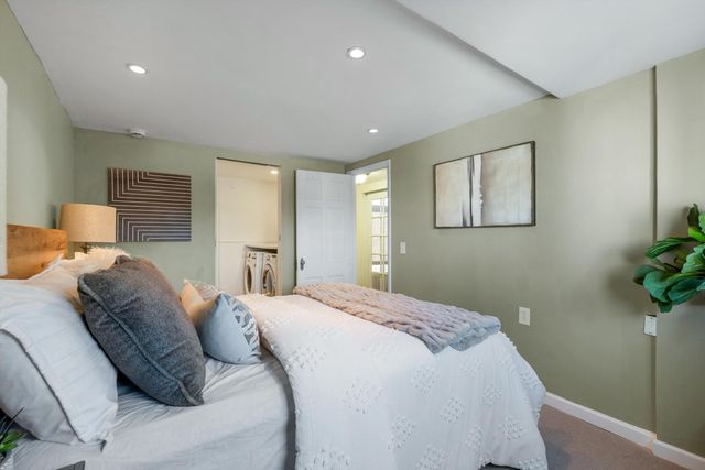 420 Bryn Mawr Drive SE, Albuquerque, NM 87106