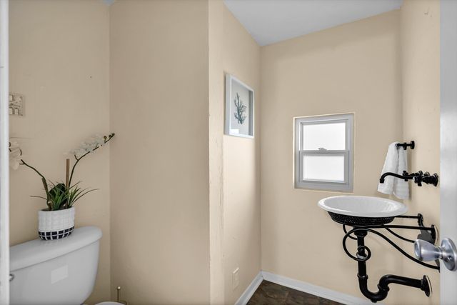 420 Bryn Mawr Drive SE, Albuquerque, NM 87106