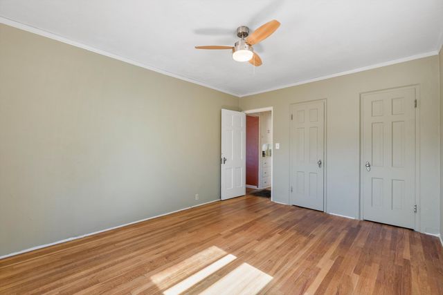 420 Bryn Mawr Drive SE, Albuquerque, NM 87106