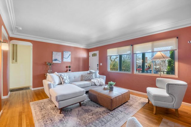 420 Bryn Mawr Drive SE, Albuquerque, NM 87106