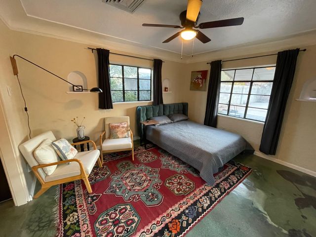 420 Bryn Mawr Drive SE, Albuquerque, NM 87106