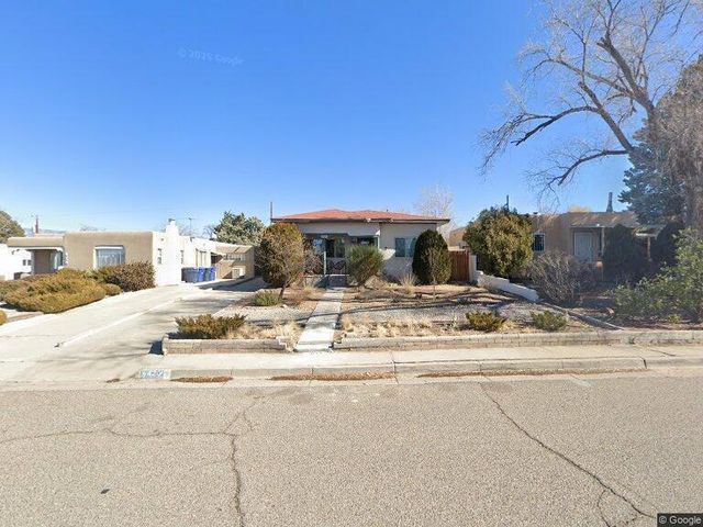 420 Bryn Mawr Drive SE, Albuquerque, NM 87106