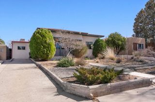 420 Bryn Mawr Drive SE, Albuquerque, NM 87106