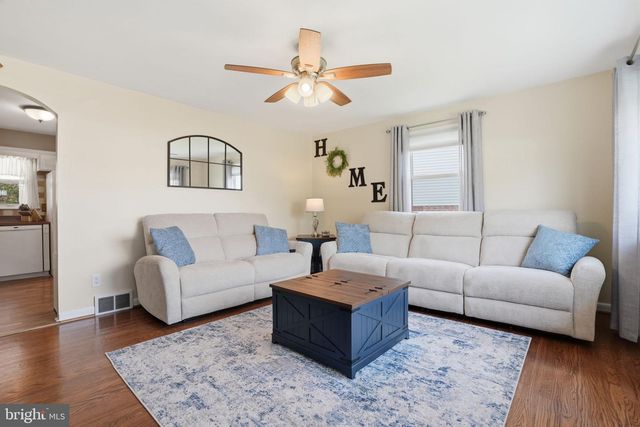 600 BRYANT LN, Hatboro, PA 19040