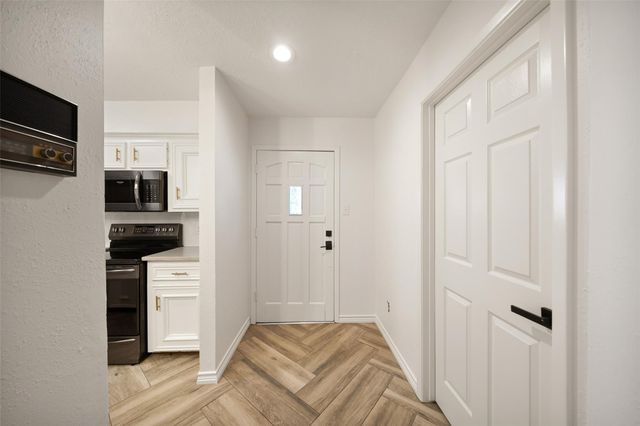 20291 Sunny Shores Drive, Humble, TX 77346