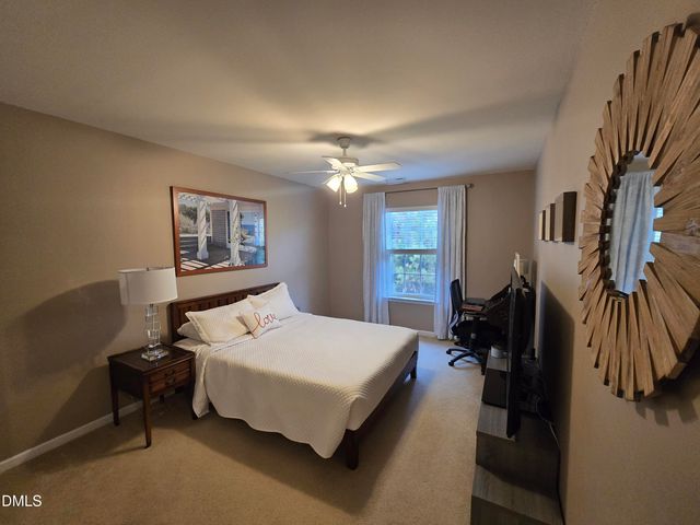 202 Storemont Way, Apex, NC 27539