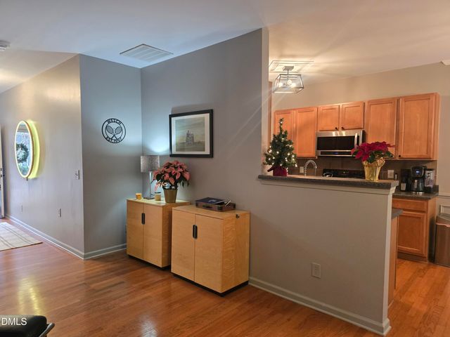 202 Storemont Way, Apex, NC 27539