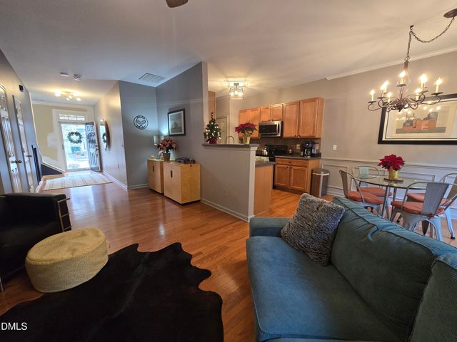 202 Storemont Way, Apex, NC 27539