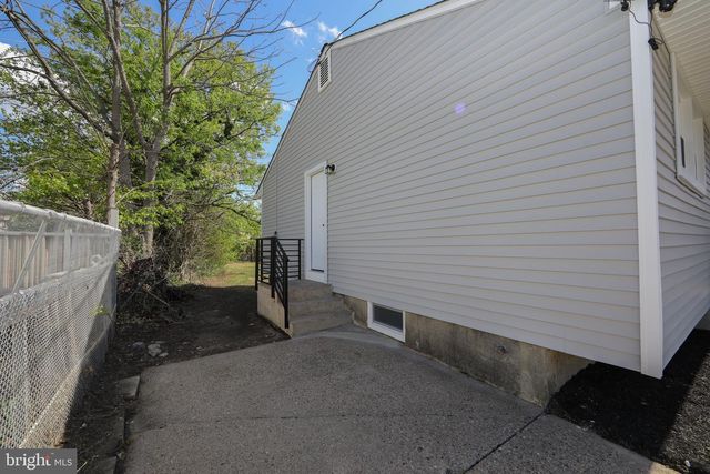 448 ROOSEVELT AVE, Glendora, NJ 08029