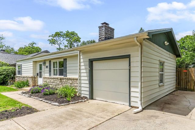 2734 Wellesley Road, Columbus, OH 43209