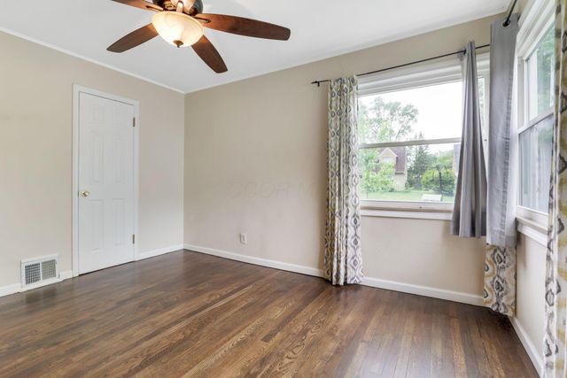 2734 Wellesley Road, Columbus, OH 43209