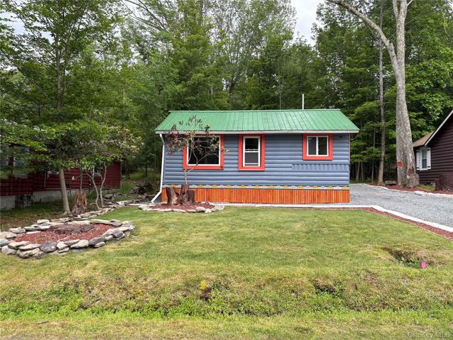 15 W Delaware Place, Bethel, NY 12720