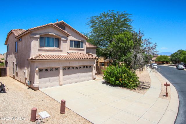 180 W Calle Paso Suave, Sahuarita, AZ 85629