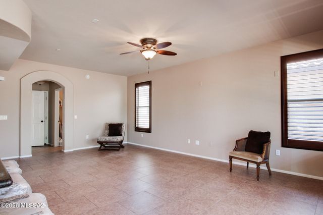 180 W Calle Paso Suave, Sahuarita, AZ 85629