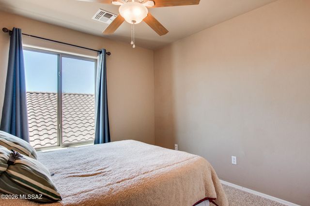 180 W Calle Paso Suave, Sahuarita, AZ 85629