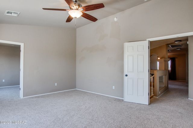 180 W Calle Paso Suave, Sahuarita, AZ 85629