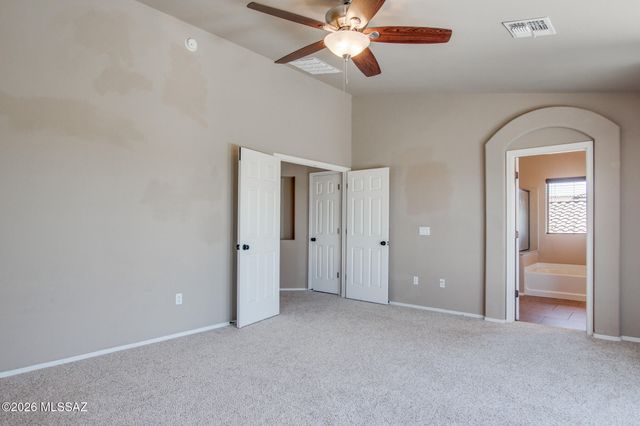 180 W Calle Paso Suave, Sahuarita, AZ 85629