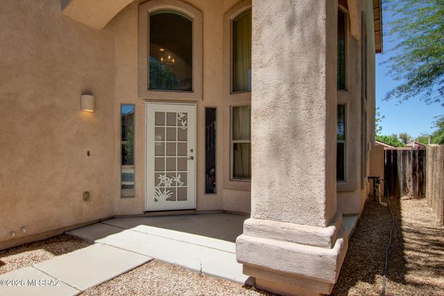 180 W Calle Paso Suave, Sahuarita, AZ 85629