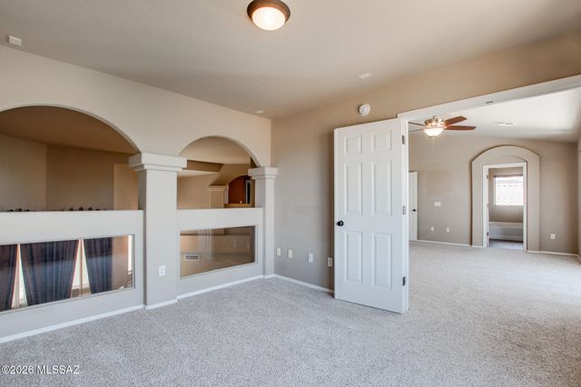 180 W Calle Paso Suave, Sahuarita, AZ 85629