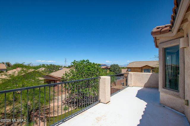 180 W Calle Paso Suave, Sahuarita, AZ 85629