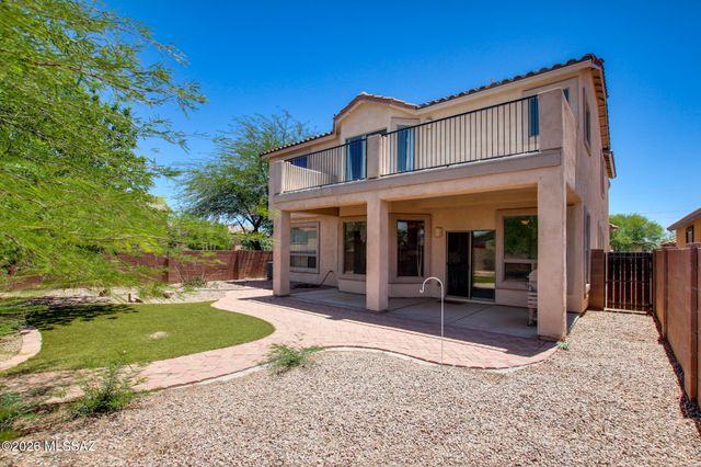 180 W Calle Paso Suave, Sahuarita, AZ 85629