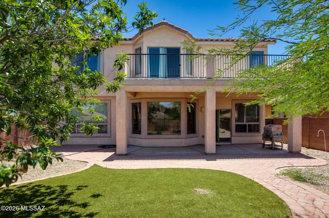 180 W Calle Paso Suave, Sahuarita, AZ 85629