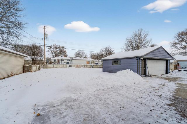 10514 W Lawn AVENUE, Milwaukee, WI 53225