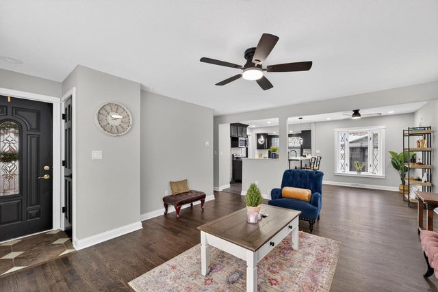 10514 W Lawn AVENUE, Milwaukee, WI 53225